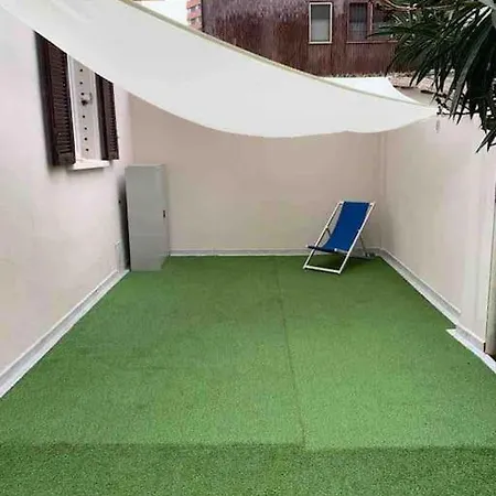 Oasi House