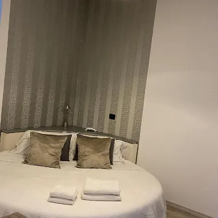 Oasi House * Milano